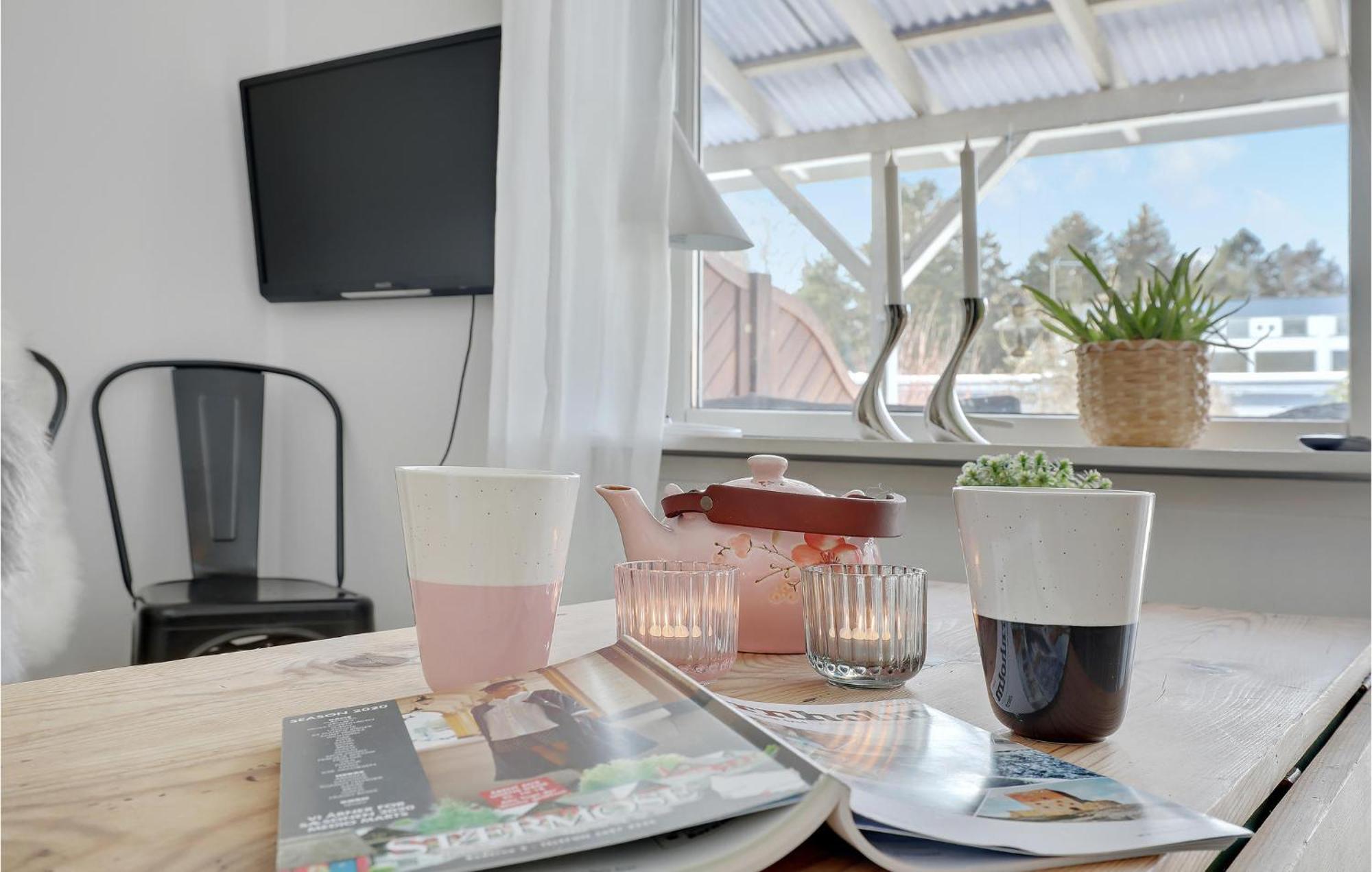 Beautiful Apartment In Neksø Buitenkant foto